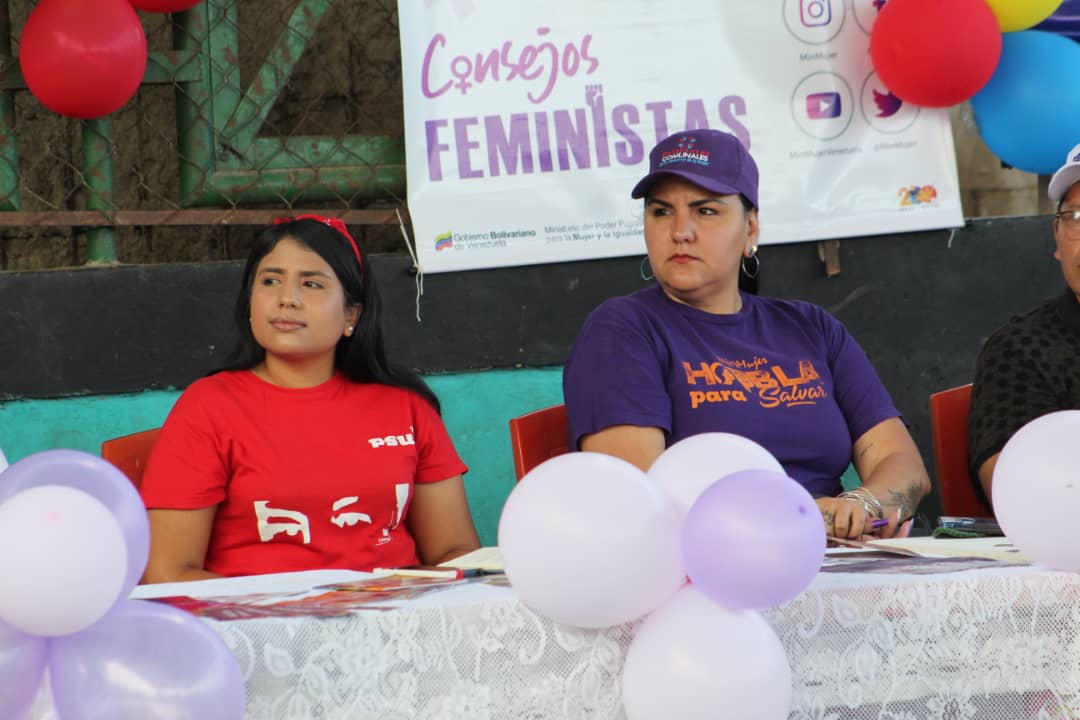 En este momento estás viendo Conversatorio sobre la erradicación de la violencia contra la mujer realizaron en La Guaira